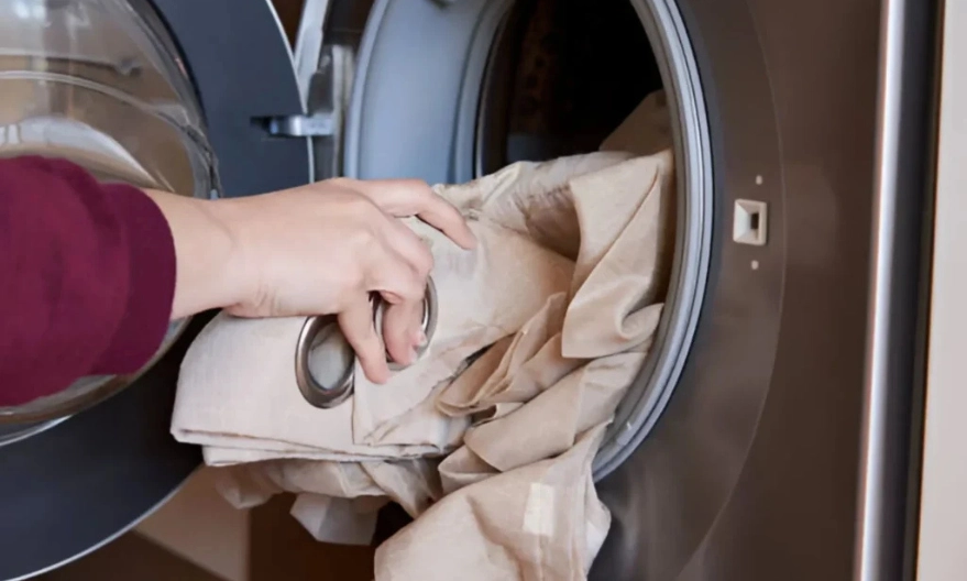 Hyderabad’s Hidden Gem: Premium Curtain Dry Cleaning at Fresco Organic Laundry